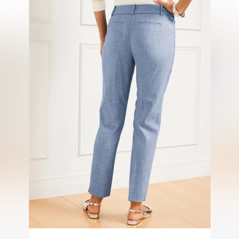 NWOT Talbots Hampshire Ankle Pants. Size 4. Light Blue